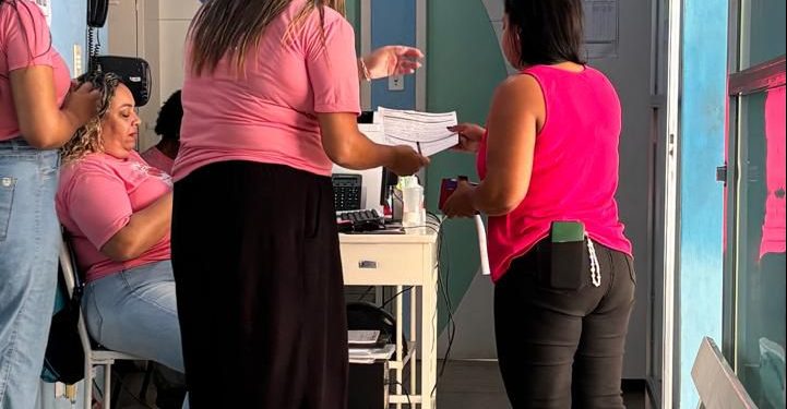 Campanha Outubro Rosa leva exames gratuitos a mulheres de São José do Turvo nesta terça