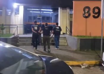 Homem é preso em flagrante por agredir esposa em Resende