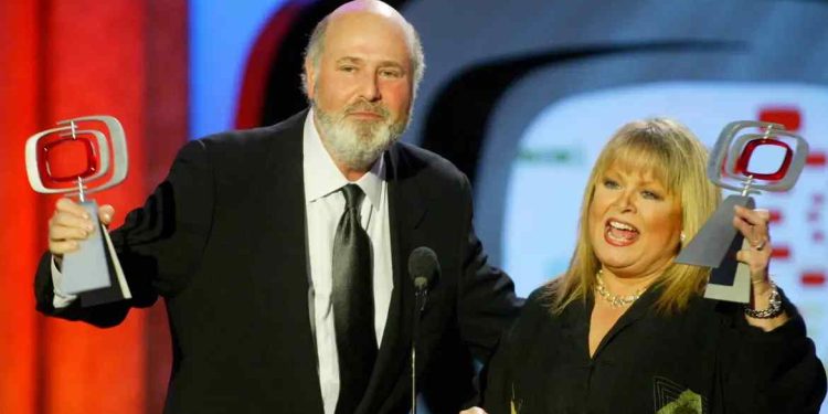 Diretor Rob Reiner e esposa são encontrados mortos em casa em Los Angeles