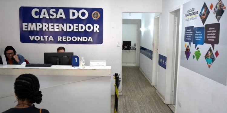 Casa do Empreendedor de Volta Redonda realiza mais de 9 mil atendimentos em 2025