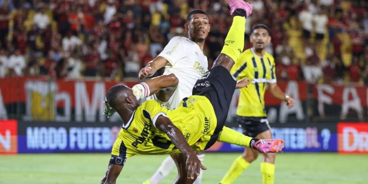Voltaço supera o Flamengo no Raulino e conquista sua segunda vitória no Carioca