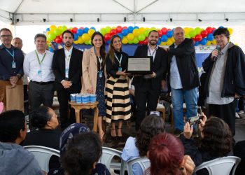 Volta Redonda entrega casa própria a 112 famílias carentes