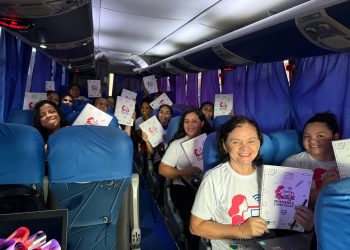 Mulheres Conectadas abre inscrições em Barra do Piraí com curso gratuito de informática em ônibus-escola