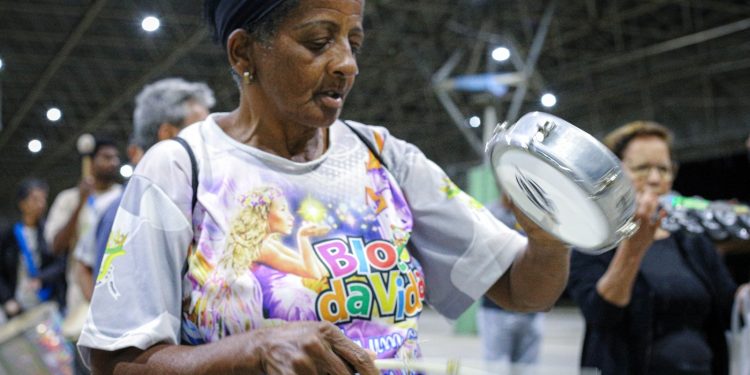 Bloco da Vida lança samba-enredo do Carnaval 2026 em Volta Redonda