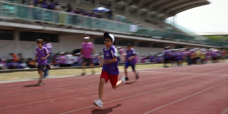 Volta Redonda oferece aulas gratuitas de atletismo para jovens e pessoas com deficiência
