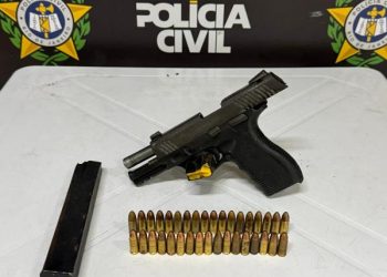 Polícia Civil apreende pistola 9mm escondida em terreno em Barra Mansa