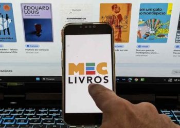 MEC amplia acervo da plataforma de livros para 25 mil obras