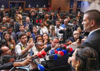 Presidente da Alerj aciona STF para assumir governo interino do Rio