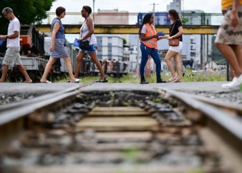 Entidades de Barra Mansa pedem melhorias em travessias ferroviárias ao Ministério dos Transportes