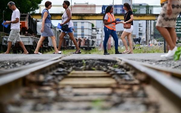 Entidades de Barra Mansa pedem melhorias em travessias ferroviárias ao Ministério dos Transportes