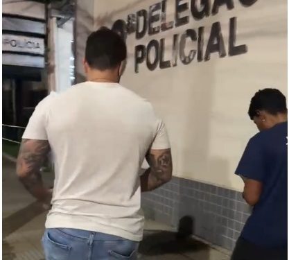 Mulher é presa suspeita de maus-tratos contra irmã com deficiência em Volta Redonda