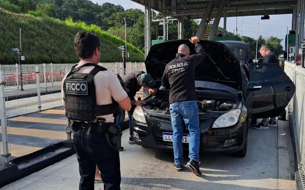 Foragido por contrabando de cigarros é preso na Baixada Fluminense