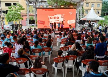 Caravana Cine na Estrada leva sessões gratuitas ao Corredor Cultural, em Barra Mansa