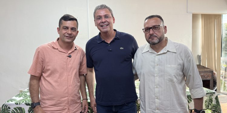 Lindbergh Farias anuncia investimentos de mais de R$ 50 milhões no Noroeste fluminense
