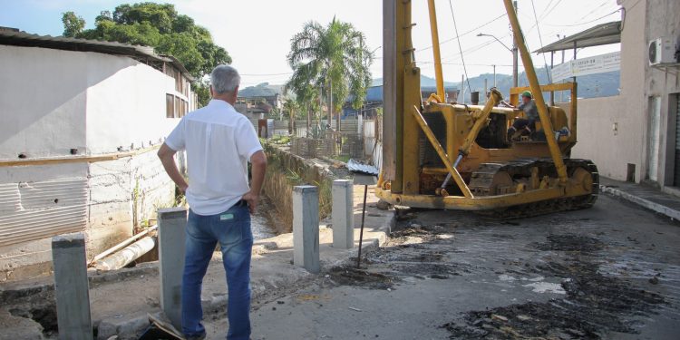 Barra Mansa avança em nova etapa da canalização do Córrego Cotiara