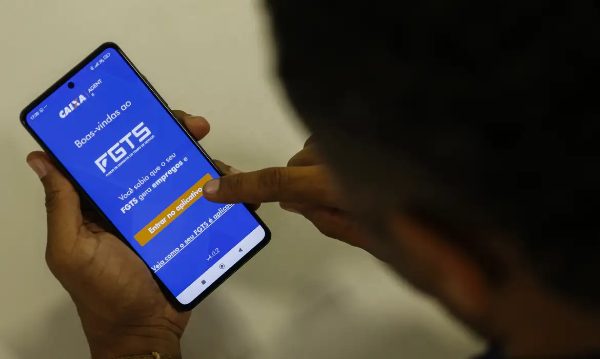 FGTS poderá ser usado para quitar dívidas pelo Desenrola Brasil a partir desta segunda-feira