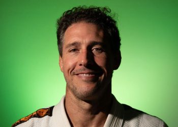 Flávio Canto abre Semana Juventude Empreendedora em Volta Redonda