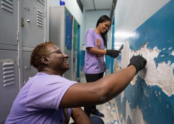 Projeto Mulheres Mãos à Obra garante emprego para ex-alunas em escolas de Volta Redonda
