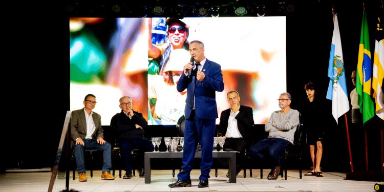 Rodrigo Furtado lança pré-candidatura em evento com grandes lideranças políticas