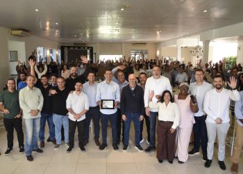 Douglas Ruas reúne lideranças no Médio Paraíba
