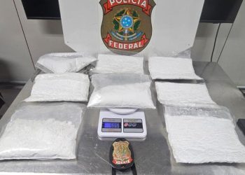 Mulher é presa com 4 kg de cocaína no Galeão ao tentar embarcar para o exterior