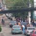 Guarda Municipal flagra transporte irregular de crianças em motos na saída de escola em Volta Redonda