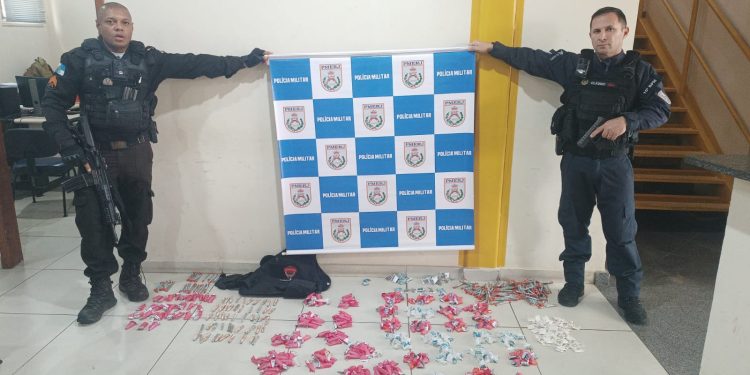 PM apreende grande quantidade de drogas em Valença