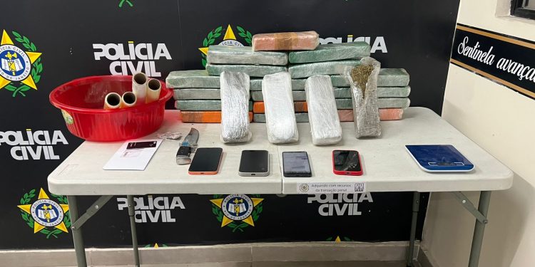 Polícia Civil prende três suspeitos e apreende 15 kg de maconha em Barra Mansa