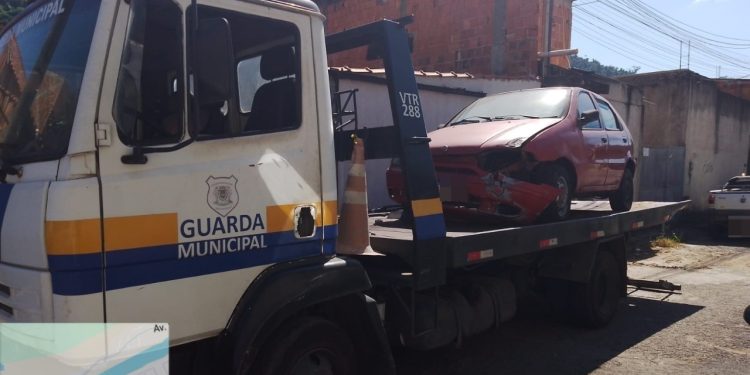 Volta Redonda retira 228 veículos abandonados das ruas em cinco meses