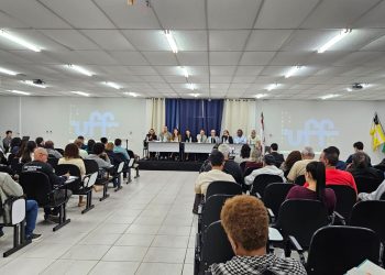 Rodrigo Furtado participa de audiência na UFF sobre saúde e segurança do trabalho na CSN
