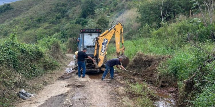 Estradas rurais de Barra Mansa recebem intervenções após período de chuvas