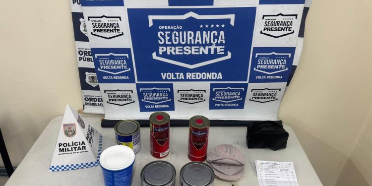 Segurança Presente prende homem por furto e recupera materiais em Volta Redonda