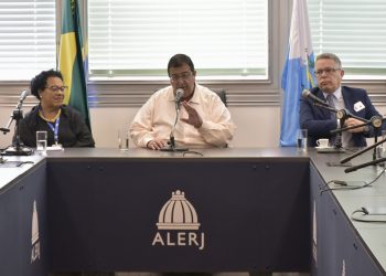 Munir protocola projeto para modernizar regras das instituições de longa permanência para idosos