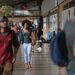 Mais de 54% dos graduandos já abandonaram curso para cuidar dos filhos