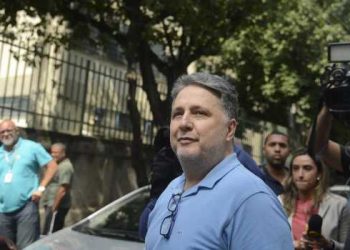 TRE-RJ proíbe Garotinho de  participar de propaganda e debates