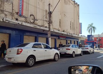 Crise da Casas Bahia coloca lojas e empregos do Sul Fluminense em alerta