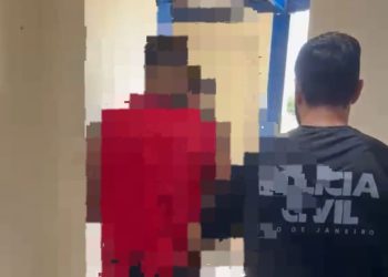 Dois homens são presos após agredirem e ameaçarem companheiras em Volta Redonda