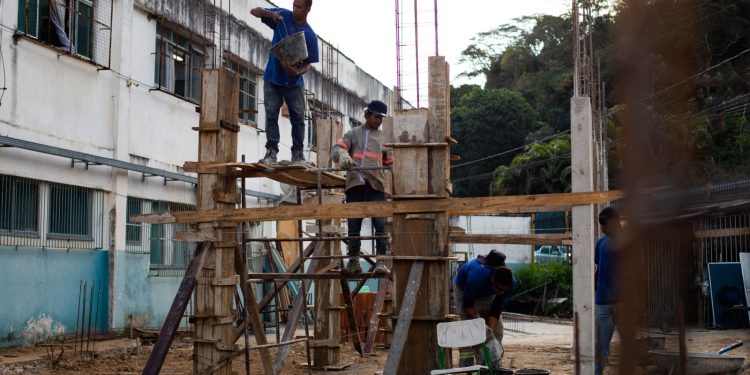 Volta Redonda leva novas obras de educação e assistência ao Santa Rita do Zarur