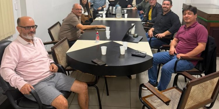 Reunião busca soluções para acessos à Dutra em Barra Mansa