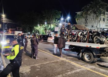 Choque de Ordem apreende 8 motos em Angra dos Reis