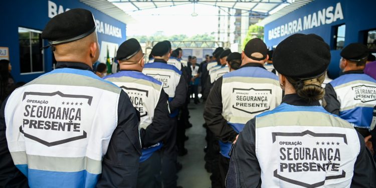 Segurança Presente começa a operar em Barra Mansa com 18 policiais, viaturas e motos