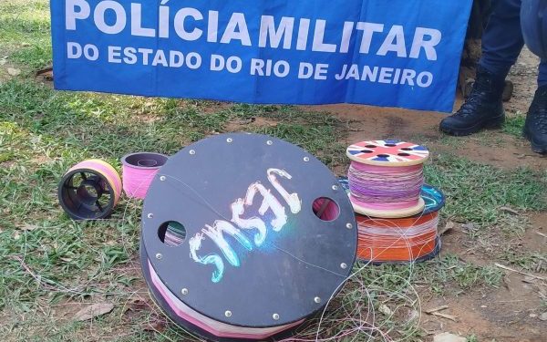 PM e Guarda Municipal apreendem sete carretéis de linha chilena em Paraíba do Sul