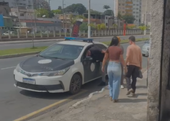 Polícia prende dupla suspeita de golpe de R$ 3 milhões em concessionária de Barra Mansa