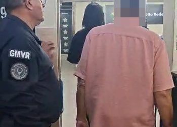 Patrulha Maria da Penha prende homem por descumprimento de medida protetiva em Volta Redonda