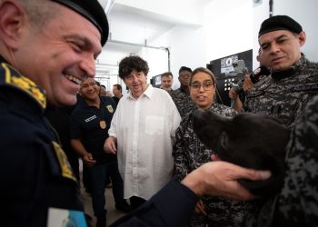 Neto inaugura BAC e garante base do Grupamento Aeromóvel da PM para Volta Redonda