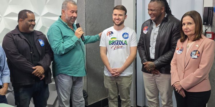Volta Redonda: Odair, Lupi e Martha Rocha inauguram nova sede do PDT