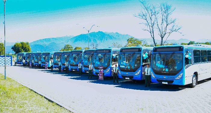 Resende ganha 12 novos ônibus com ar-condicionado e amplia horários de seis linhas