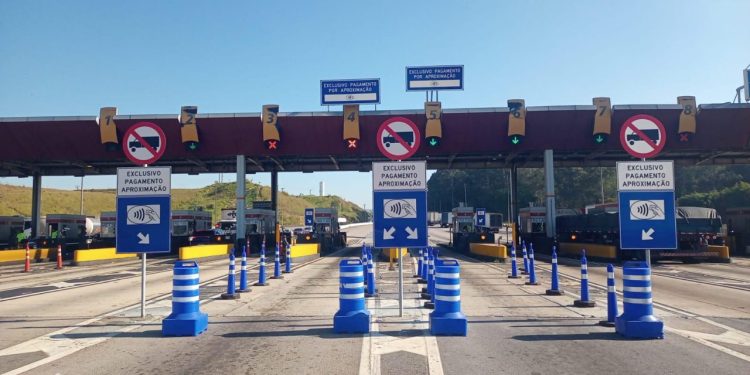 Pedágios da Dutra e Rio-Santos ficam mais caros a partir desta terça-feira