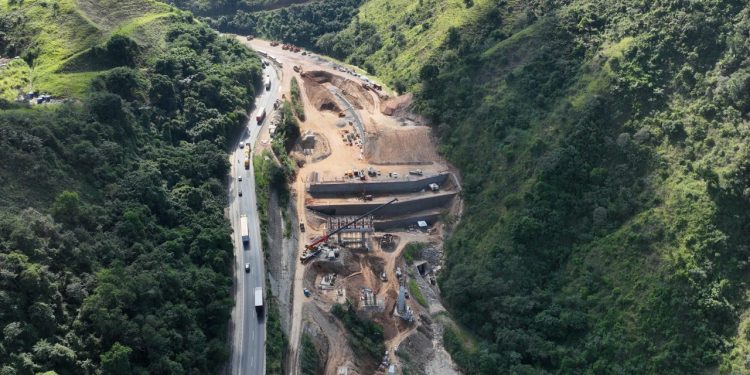 Serra das Araras terá novos bloqueios para desmonte de rochas; veja programação da semana