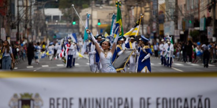 Volta Redonda terá homenagem a professores no desfile de 7 de Setembro